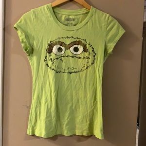 Medium Oscar the Grouch T-shirt